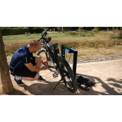 E-bike lean-on hoop | Single hoop | with lockable loading box